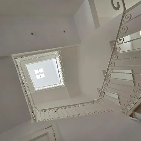 Luxury Townhouse In Case de vacanță Sliema