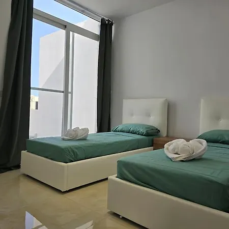 Case de vacanță Luxury Townhouse In *