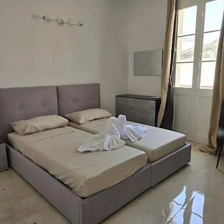 Luxury Townhouse In Sliema