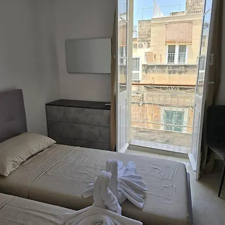 Case de vacanță Luxury Townhouse In Sliema