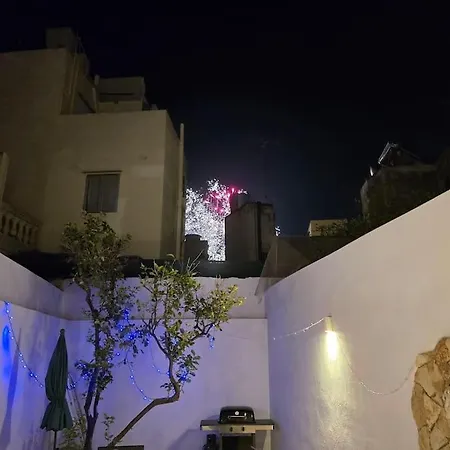 Luxury Townhouse In Sliema