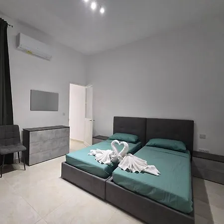 Semesterbostad Luxury Townhouse In *
